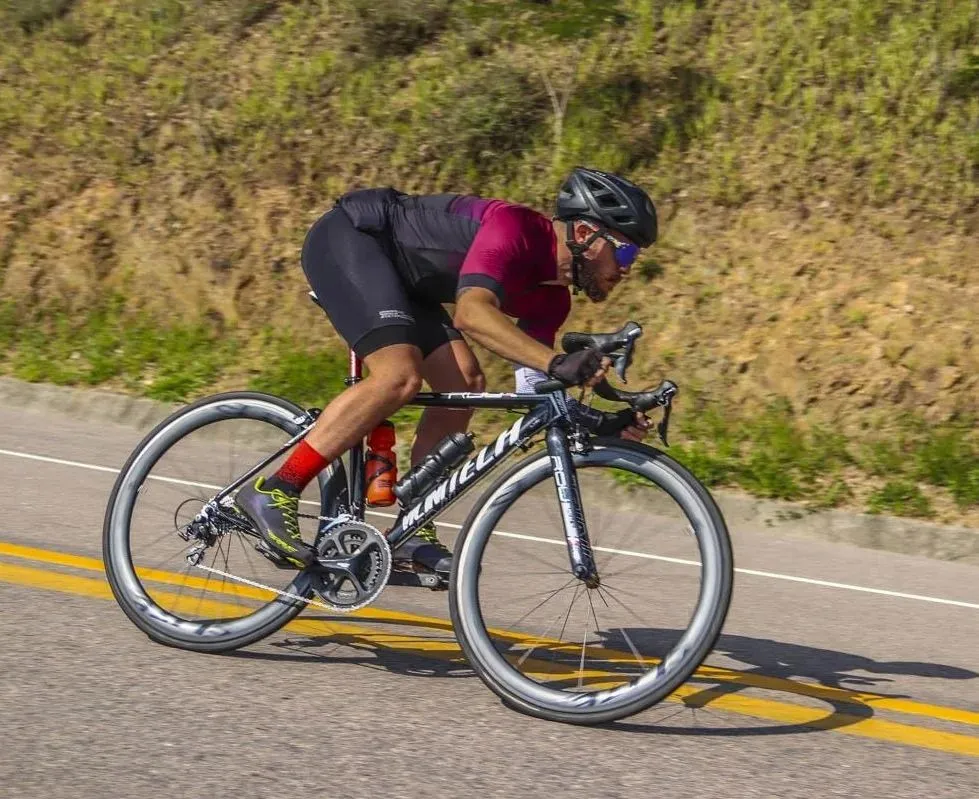 How to Get Better at Descending in Cycling5
